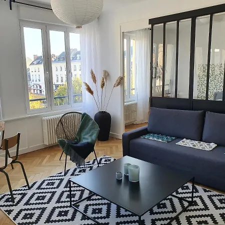 Apartament Forum Vue Imprenable Reims
